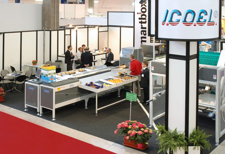 Lo stand della I.CO.EL.